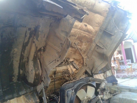 ขาย HINO 3H  เครื่องเดิม เกียร์เดิม กระบะสามมิตรลอนเฉียง รถสวยสภาพพร้อมใช้งาน