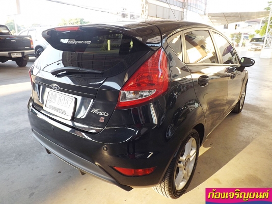 Ford fiesta 1.6 s ปี 2011 Ford fiesta 1.6 s ปี 2011