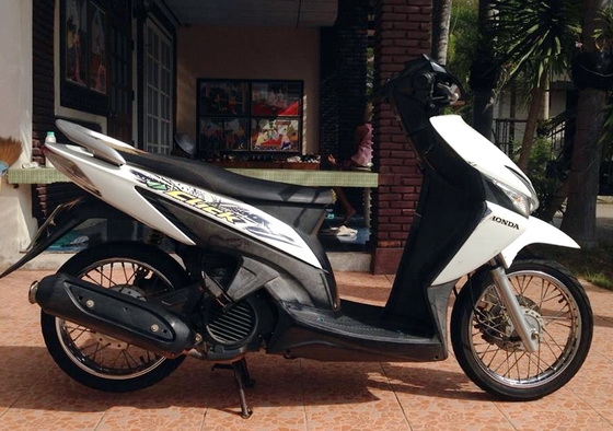 ขาย Honda click จดปี49ภาษีเต็มพร้อมใช้งาน
