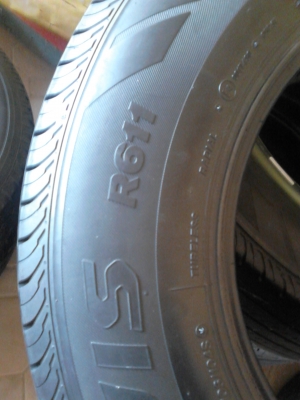 195R15C BRIDGESTONE DURAVIS R611 ปี2012 ชุด 4 เส้น TEL.081-427-3941