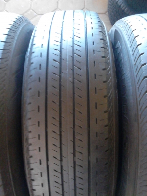 195R15C BRIDGESTONE DURAVIS R611 ปี2012 ชุด 4 เส้น TEL.081-427-3941