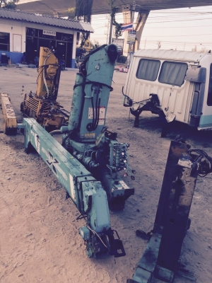 ขาย เครนติดรถ MAEDA