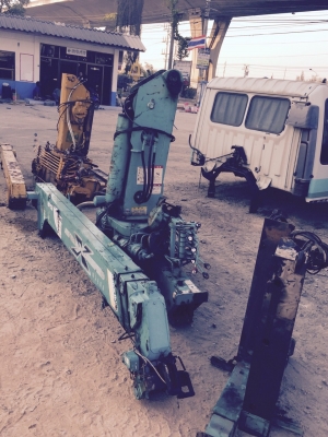 ขาย เครนติดรถ MAEDA