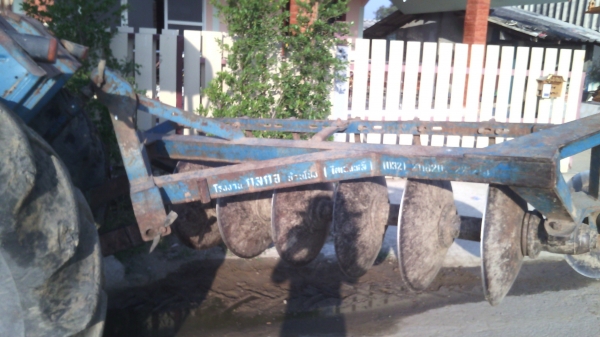 6640NEWHOLLANDสวยกริ๊บ   เดิมๆเลยพร้อมใช้สีไม่เคยทำเครื่องแน่นๆคานหน้าเดิมๆแรงดีมากสนใจ0810076640