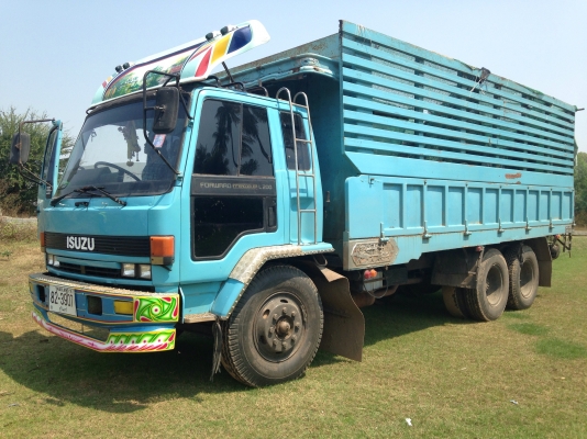 ขาย 10 ล้อดั้ม Rocky 175 รถประกอบ สภาพดีสวย พร้อมใช้งาน