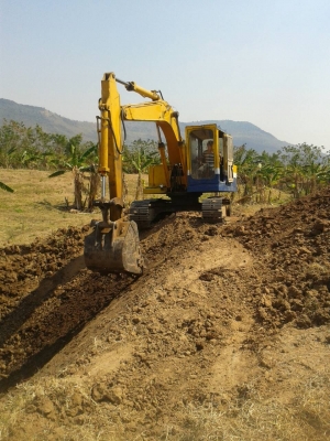 ขายแบ็คโฮโคมัสซึรุ่น12HT (PC120)รถใช้งานได้ปกติไม่โหลดสภาพพร้อมใช้งานราคาคุยกันได้