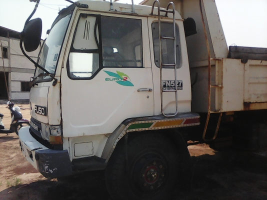 หกล้อใหญ่ ไอ้หลง FK445F-6D14-165 แรงรถห้าง สภาพดีเดิมๆสวยพร้อมใช้งาน แอร์ power ภาษีเต็ม เล่มทะเบียนพร้อมโอน