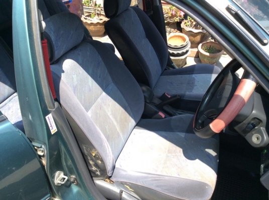 ขายครับ toyota corola 1.5 ท๊อปสุด เกียรธรรมดา ไฟฟ้าทั้งคัน เครื่องเกียรช่วงล่างดีภายในสวยสะอาด พร้อมใช้ แอรหนาวมวิ่งไกลสะบาย สีไม่สวยครับเก็บสี 3ชิ้นจบเลย. ราคา49000 กอล์ฟครับ ดูรถสายไหมวงศกร24ชม