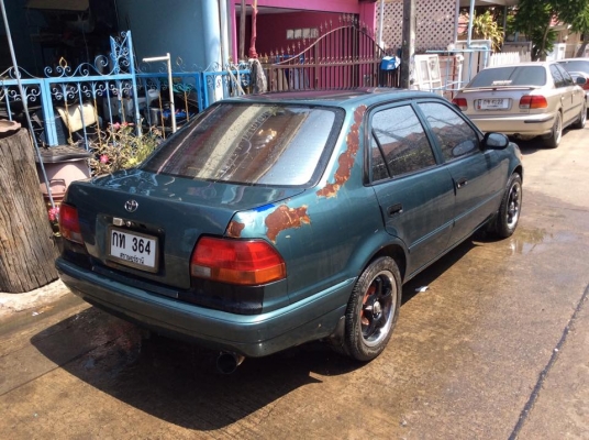 ขายครับ toyota corola 1.5 ท๊อปสุด เกียรธรรมดา ไฟฟ้าทั้งคัน เครื่องเกียรช่วงล่างดีภายในสวยสะอาด พร้อมใช้ แอรหนาวมวิ่งไกลสะบาย สีไม่สวยครับเก็บสี 3ชิ้นจบเลย. ราคา49000 กอล์ฟครับ ดูรถสายไหมวงศกร24ชม