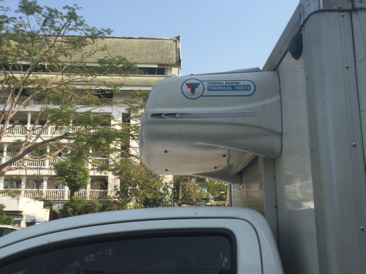 (ลด 30,000 บาท จากราคาประกาศขาย) รถ Toyota 4 ล้อ + ตู้เย็นแบบชิลเลอร์ เหมาะสำหรับขนส่งเบเกอรี่