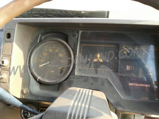 รถบรรทุก  6 ล้อติดเครน  MITSUBISHI   รุ่น FK455J  เครนขนาด 5 ตัน