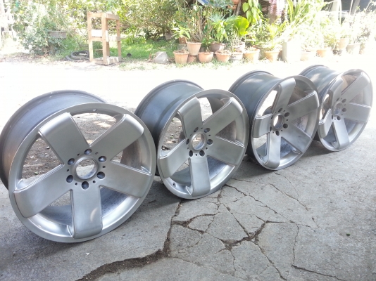 ขอบ20 กว้าง10 ก้านยก