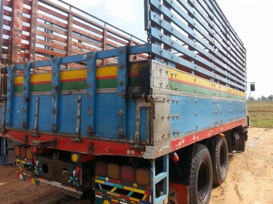 ขาย10ล้อ2เพลา HINO KT725 เครื่องHO7C 185แรง พ.เพาเวอร์ เบรกทิฟฟี่ เครื่องดี คัชซีสวย ยางดี ภายในสวย สภาพพร้อมใช้งาน เอกสารพร้อมโอน สนใจโทร 090-8588220คุณนะ 093-3258446คุณบิวตี้ ID:narong498 หรือ www.truck.in.th/498 หรือfb:ณรงค์ ซื้อขายรถมือสอง(เว็บไซต์ส่ว