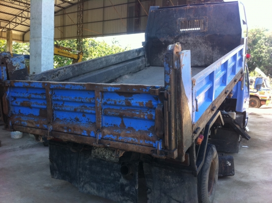 ISUZU NPR 66LX5-S ดั้มสามมิตร เครื่อง 4HF1-120 แรงม้า ช่วงล่าง F เครื่องดี แอร์เย็น ยางดี 6 เส้น