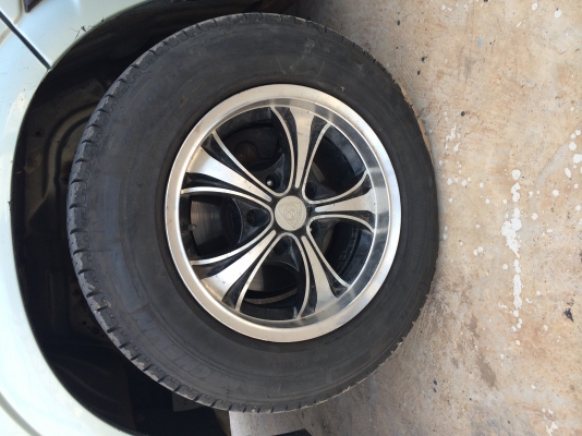 ขายรถตุ้ หลังคาสูง แต่ง VIP ปี2004 เครื่อง 3000