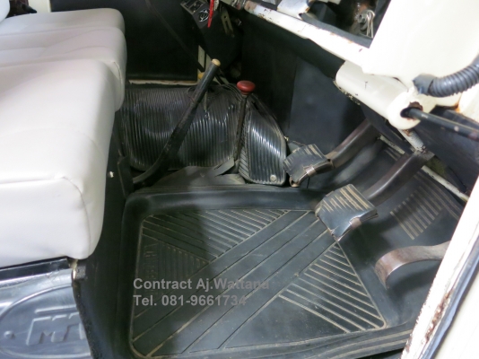 Land Rover series 2A (แลนด์โรเวอร์ ซีรี่ย์2เอ) Land Rover series 2A (แลนด์โรเวอร์ ซีรี่ย์2เอ)