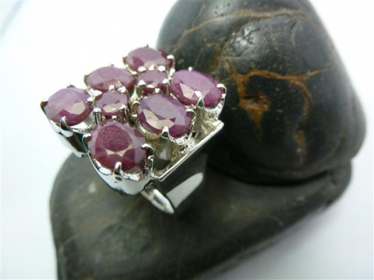 แหวนเงินพลอยทับทิมแท้