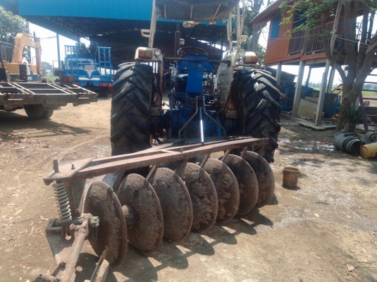 รถไถฟอร์ด ท้าย 77 เครื่องเสื้อลาย เครื่องเดิม พาน3+พาน7 ใบดันไคเฮงหลี รถมือเดียว สภาพพร้อมใช้ รถไถฟอร์ด ท้าย 77 เครื่องเสื้อลาย เครื่องเดิม พาน3+พาน7 ใบดันไคเฮงหลี รถมือเดียว สภาพพร้อมใช้