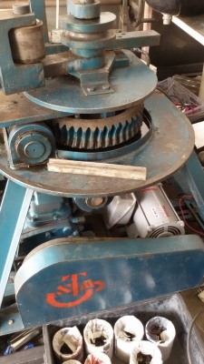 เครื่องดัดท่อไอเสีย สภาพดีใหม่มากลูกดัด 10 ชุด เครื่องดัดท่อไอเสีย สภาพดีใหม่มากลูกดัด 10 ชุด