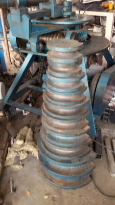 เครื่องดัดท่อไอเสีย สภาพดีใหม่มากลูกดัด 10 ชุด เครื่องดัดท่อไอเสีย สภาพดีใหม่มากลูกดัด 10 ชุด