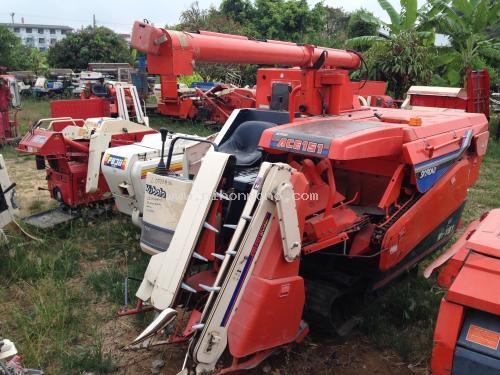 รถเกี่ยวข้าวนั่งขับ   KUBOTA   R1-151A   รหัสสินค้า : 80802293  หรือเพิ่มเติมไดที่ www.nihonmono.com