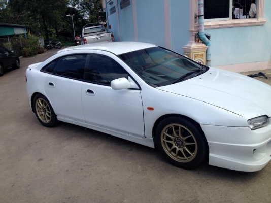 ขายรถทรงสปอร์ต Mazda 323 รถบ้านใช้เอง