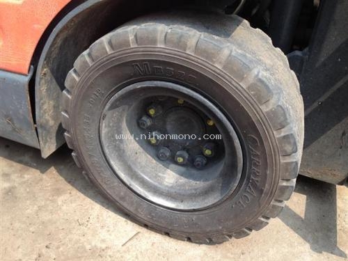 รถยกไฟฟ้า TOYOTA 5FBE15 รหัสสินค้า : 80802299 หรือเพิ่มเติมไดที่ www.nihonmono.com รถยกไฟฟ้า TOYOTA 5FBE15 รหัสสินค้า : 80802299 หรือเพิ่มเติมไดที่ www.nihonmono.com