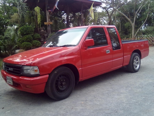 ขายรถกระบะะสวยๆพร้อมใช้ปี95ไฟแนท์ยังจัดได้อยู่.หรือมีกระบะตอนเดียวมาแลกมาเทรินก็ได้ส่วนต่างคุยกันได้