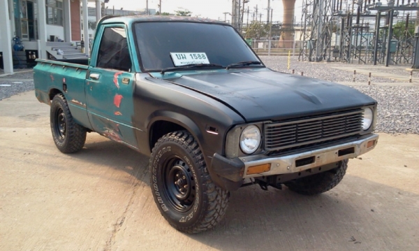 ขายrn 35 ม้า 4 ขอ เบนซิล lpg ทะเบียนเต็ม 56 ยางมัด 30