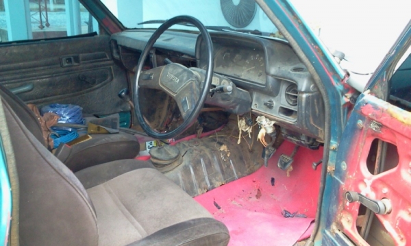 ขายrn 35 ม้า 4 ขอ เบนซิล lpg ทะเบียนเต็ม 56 ยางมัด 30