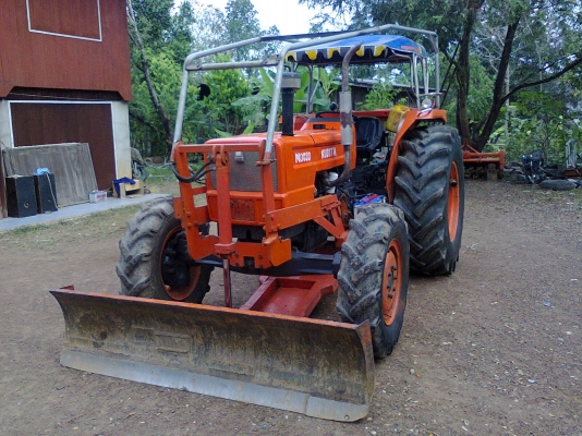 ขายรถไถ คูโบค้า รุ่น M8030 สภาพดีพร้อมใช้งาน  เครื่องไม่เยิ้ม