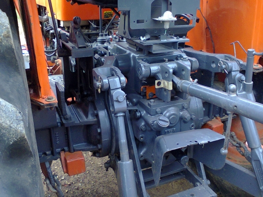 ขายรถไถ คูโบค้า รุ่น M8030 สภาพดีพร้อมใช้งาน  เครื่องไม่เยิ้ม