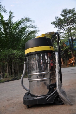 ขายเครื่องดูดฝุ่น สภาพสวยนำเข้าจากนอก 100L.กับ80L.ขายถูกตัวละ9,900บาทเท่านั้น!!