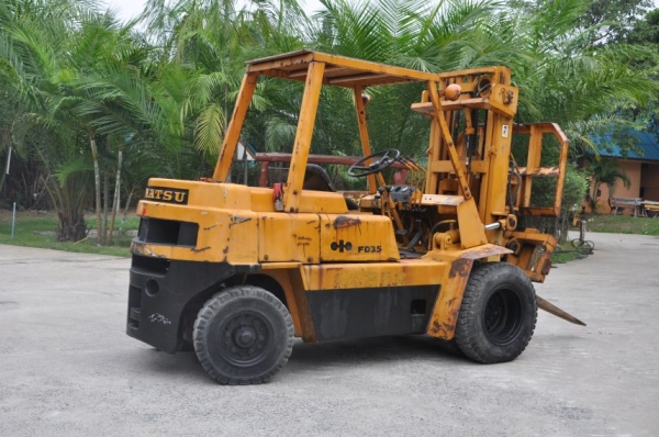 ขายFORKLIFT KOMATSU FD35ดีเซล(3ตันครึ่ง)งากระดก สภาพสวยเดิมจากญี่ปุ่น ขาย189,000บาท!!!