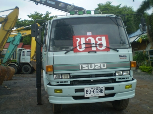 ขาย6ล้อร็อกกี้160แรงม้าติดเครน สภาพพร้อมใช้งาน