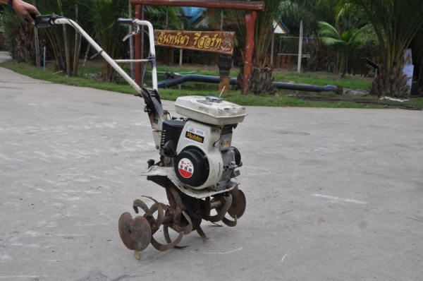 ขายเครื่องพรวนดิน อเนคประสงค์ 8,500บาทเท่านั้น!!