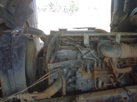 ขาย สิบล้อเพลาเดียว หัวเดก้า เครื่อง230 กะบะไม้สวยๆคับ