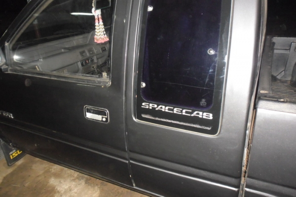 ISUZU TFR มังกรทอง SPACE CAB 2.5 MT ปี 33 รถบ้านสภาพสวยพร้อมใช้งาน เครื่อง 87 แน่นแรงดีประหยัดมาก ภายในเก๋งคอนโซลสวยครบ แอร์เย็น ช่วงล่างคัชซีสวยไม่ผุ ยางสภาพดีพร้อมใช้งาน เอกสารทะเบียนภาษีครบไม่ขาดพร้อมโอน ราคาต่อรองได้ครับ