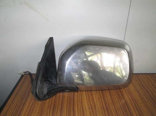 กระจกมองข้าง