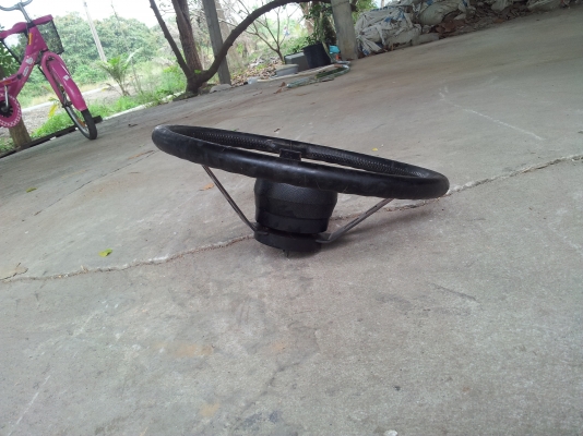 -ขายพวงมาลัยก้านยกรุ่นเก๋าหายากครับ