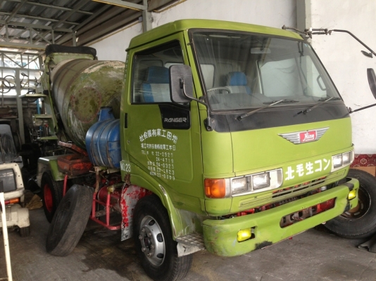 ขาย รถโม่ปูน 6 ล้อ โม่ 2.5 คิว