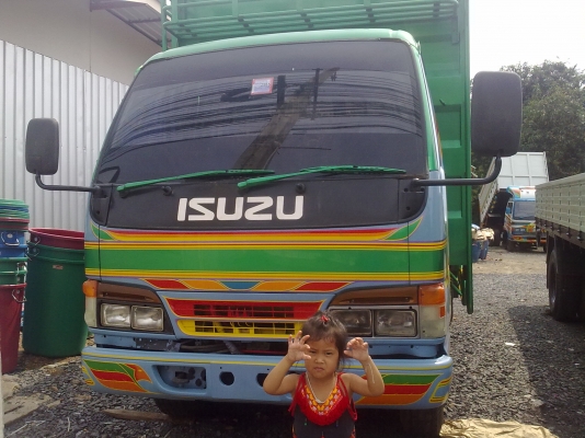ขายหกล้อดั้มพ์ ISUZU 110