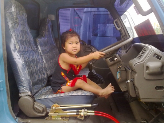 ขายหกล้อดั้มพ์ ISUZU 110