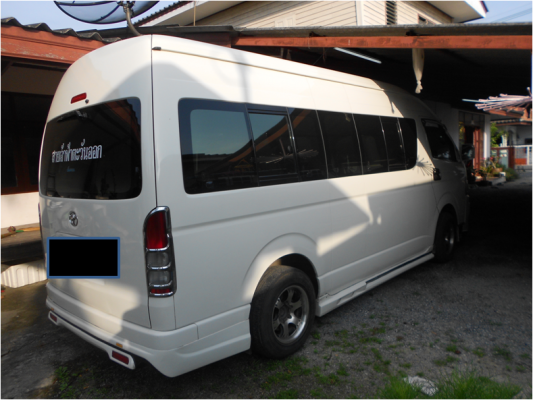 ขาย TOYOTA - HIACE - COMMUTER D4D 2.5 MT  ปี2007 สีขาว เกียร์ธรรมดา เครื่องดีเซล 2500cc แต่ง VIP