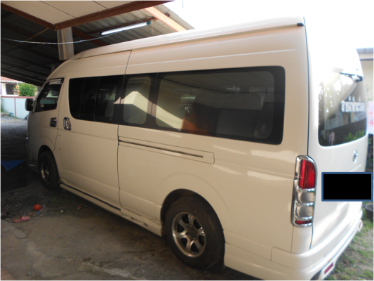 ขาย TOYOTA - HIACE - COMMUTER D4D 2.5 MT  ปี2007 สีขาว เกียร์ธรรมดา เครื่องดีเซล 2500cc แต่ง VIP