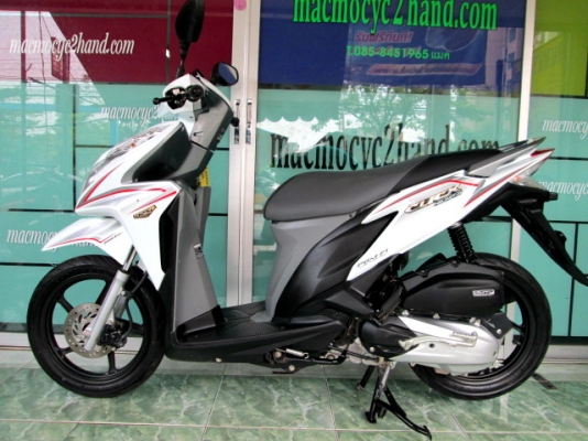 ขาย click125Iรุ่น idling stopดับเครื่องอัตโนมัตเมื่อจอดรถนิ่ง ล้อแมกซ์ +คอมบายเบลก 46000