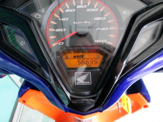 ขาย click125Iรุ่น idling stopดับเครื่องอัตโนมัตเมื่อจอดรถนิ่ง ล้อแมกซ์ +คอมบายเบลก 46000