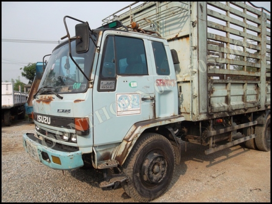 ขายด่วน รถบรรทุก 6 ล้อ ISUZU ROCKY 195 แรง นางฟ้าแท้ (รถห้าง) เดิมๆ สวยพร้อมใช้ ราคาสุดคุ้ม