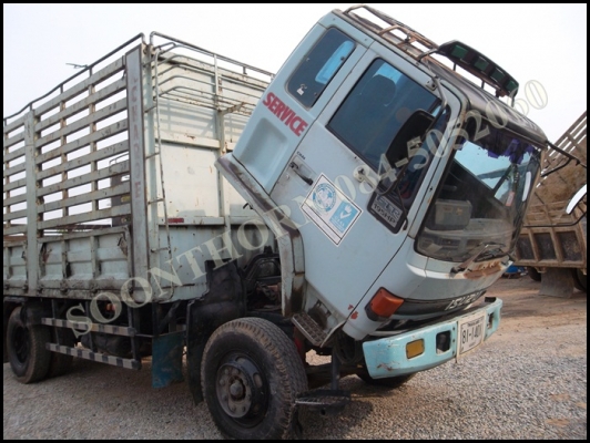 ขายด่วน รถบรรทุก 6 ล้อ ISUZU ROCKY 195 แรง นางฟ้าแท้ (รถห้าง) เดิมๆ สวยพร้อมใช้ ราคาสุดคุ้ม