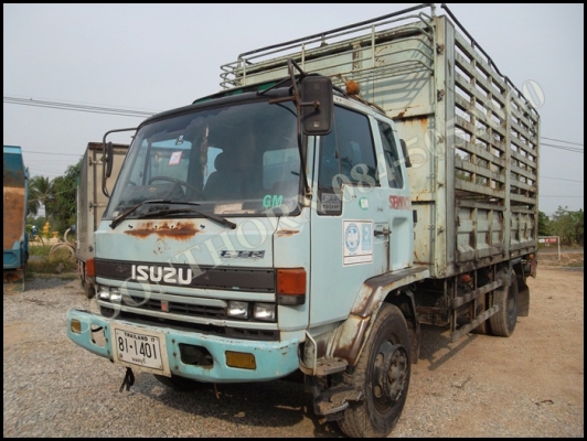 ขายด่วน รถบรรทุก 6 ล้อ ISUZU ROCKY 195 แรง นางฟ้าแท้ (รถห้าง) เดิมๆ สวยพร้อมใช้ ราคาสุดคุ้ม